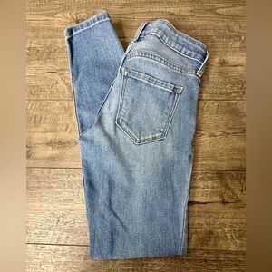 Old Navy Mid Rise Straight Leg Jeans Size 00